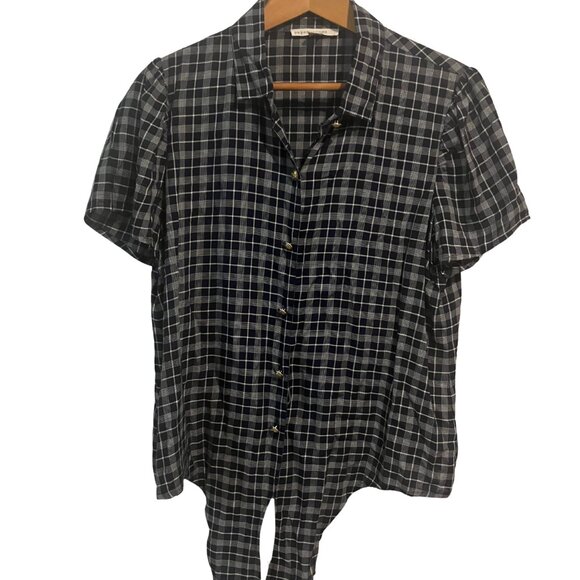 Paper Crown Plaid Button-Up Tie Front Shirt – Size L - Picture 14 of 14